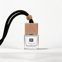 Bouteille en verre noir décorative de 8 ml pour diffuseur de parfum de voiture, sans étiquette, scellée au bouchon de liège, à suspendre