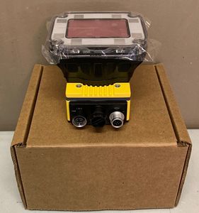 Capteurs de vision Cognex IS2000M-130-40-125 In-Sight 2000 avec câbles et support - Product Image 3