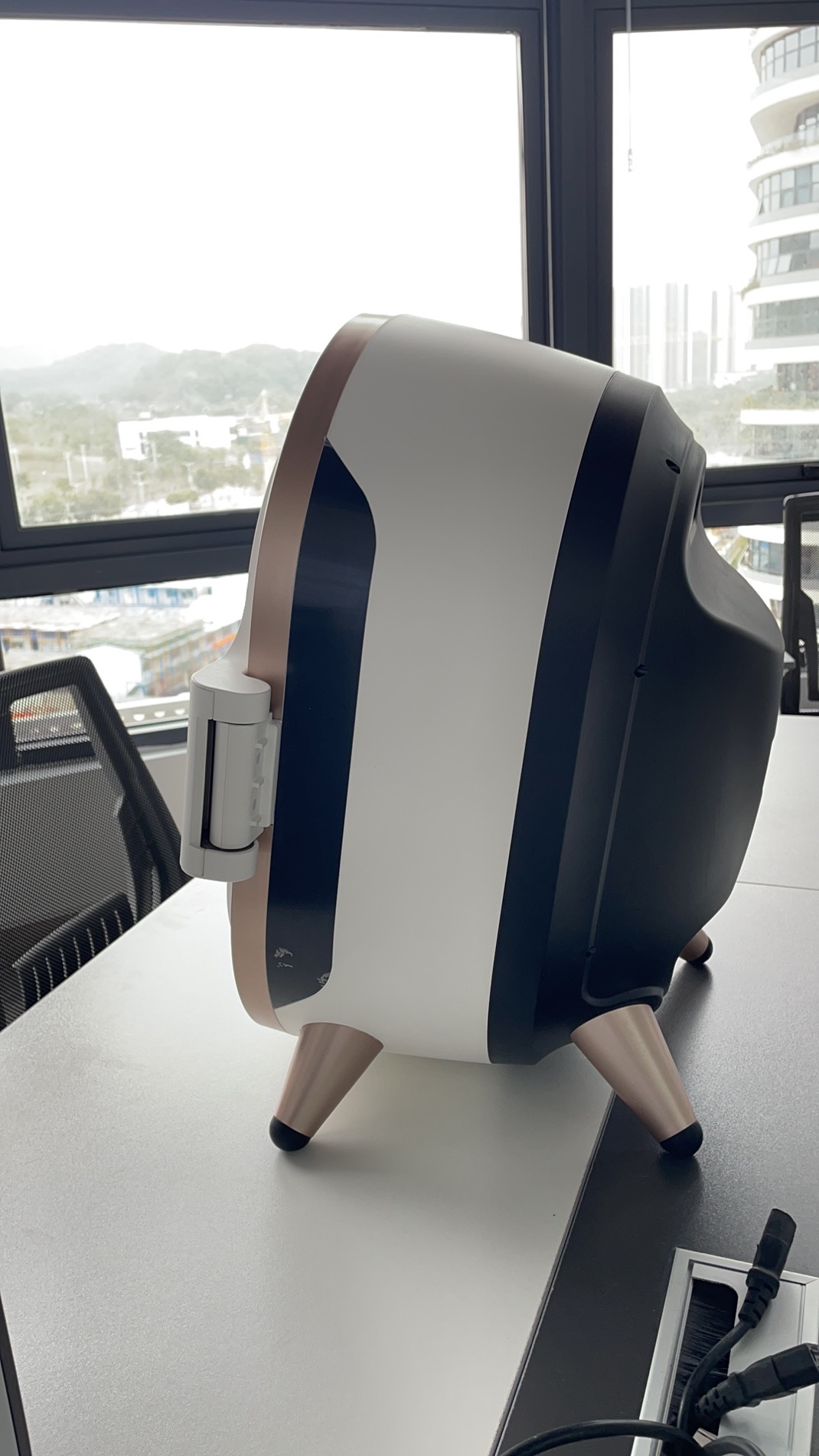 Magic Mirror digital Skin Analyzer for beauty salon/ Dermatologists