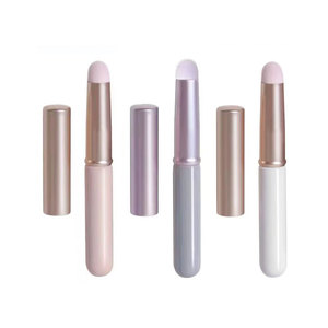 Wooden handle lip brush lip smudge brush lipstick brush short handle <b>makeup</b> brush concealer brush portable <b>makeup</b> brush - Product Image 5