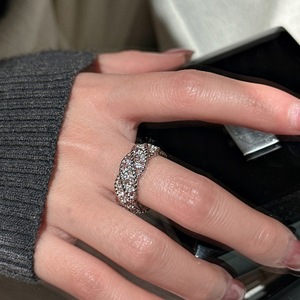 แหวนเงินแท้ S925 ประดับไมโครเซอร์คอน ดีไซน์เปิดปากวงแหวน หรูหรา เรียบง่าย ทันสมัย มีเอกลักษณ์ - Product Image 2