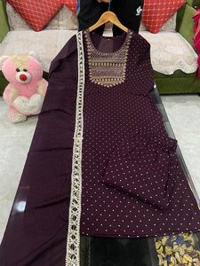 Hand Embroidery Straight Kurti for Woman Wedding Causal Wear Ethnic Kurti Indian Women at Effective Cost With Good Quality - Product Image 4