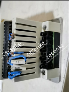 1 PC CONVERTISSEUR DE FRÉQUENCE LENZE SF410F1 D'OCCASION avec 1 mois de garantie, aspect 80% neuf - Product Image 3