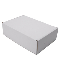 Boîtes d'emballage en carton ondulé écologique pour chaussures et vêtements, logo personnalisé, pelliculage mat, fermeture magnétique, recyclables, empilables, pour chaussettes/ Fourrure