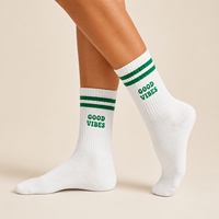 Chaussettes personnalisées en jacquard avec logo, respirantes, en gros, rayées, tricotées, colorées, chaussettes mi-hautes
