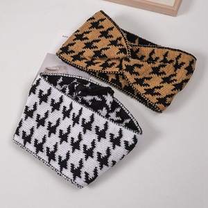 Özel Logo elastik saç bandı örgü ekose çapraz kafa bandı kadınlar kızlar için kulak ısıtıcı saç bandı tığ işi örme kafa sarar - Product Image 4