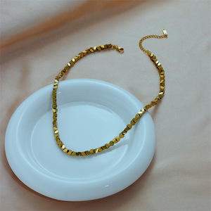 Gold Geometric Beaded Necklace Zinc Alloy Faceted Chain Minimalist Design Fashion Jewelry - Product Image 3