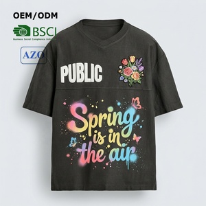 T-shirt Homme Col V Ample Personnalisé de Luxe Streetwear OEM de Haute Qualité avec Impression Gonflée, Écusson Brodé et Motif Dessiné à la Main - Product Image 1