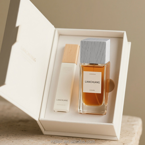 Bottiglia di profumo di vetro di lusso bottiglia di profumo rettangolare 50ml con tappo in legno colore personalizzato e Logo con scatola inclusa - Product Image 4