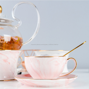 Mármol de alta calidad taza de té de porcelana de vuelos borde dorado tazas de café y platillos con cuchara de oro - Product Image 5