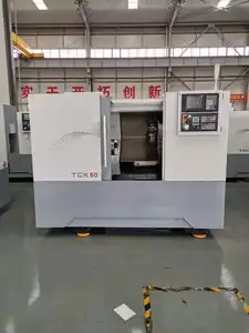 Chinese Horizontale Tck50 Cnc Hellend Bed 8/10 Inch Hydraulische Chuck 30 Graden Bed Hoge Precisie Draaibank