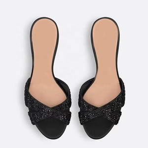 Sandalias de tacón bajo con perlas y diamantes brillantes para mujer, estilo mule con tiras cruzadas, talla grande 45, ajuste ancho, zapatos de tacón de aguja - Product Image 5