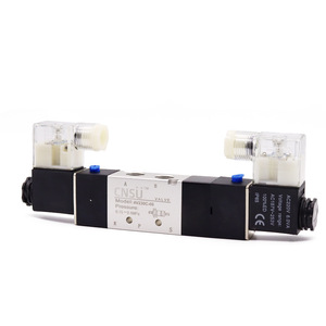 Vanne solénoïde pneumatique à commande électrique Shengyu 4V230C-08, 3 positions, 5 voies, vérifiée par cylindre, à double bobine - Product Image 1