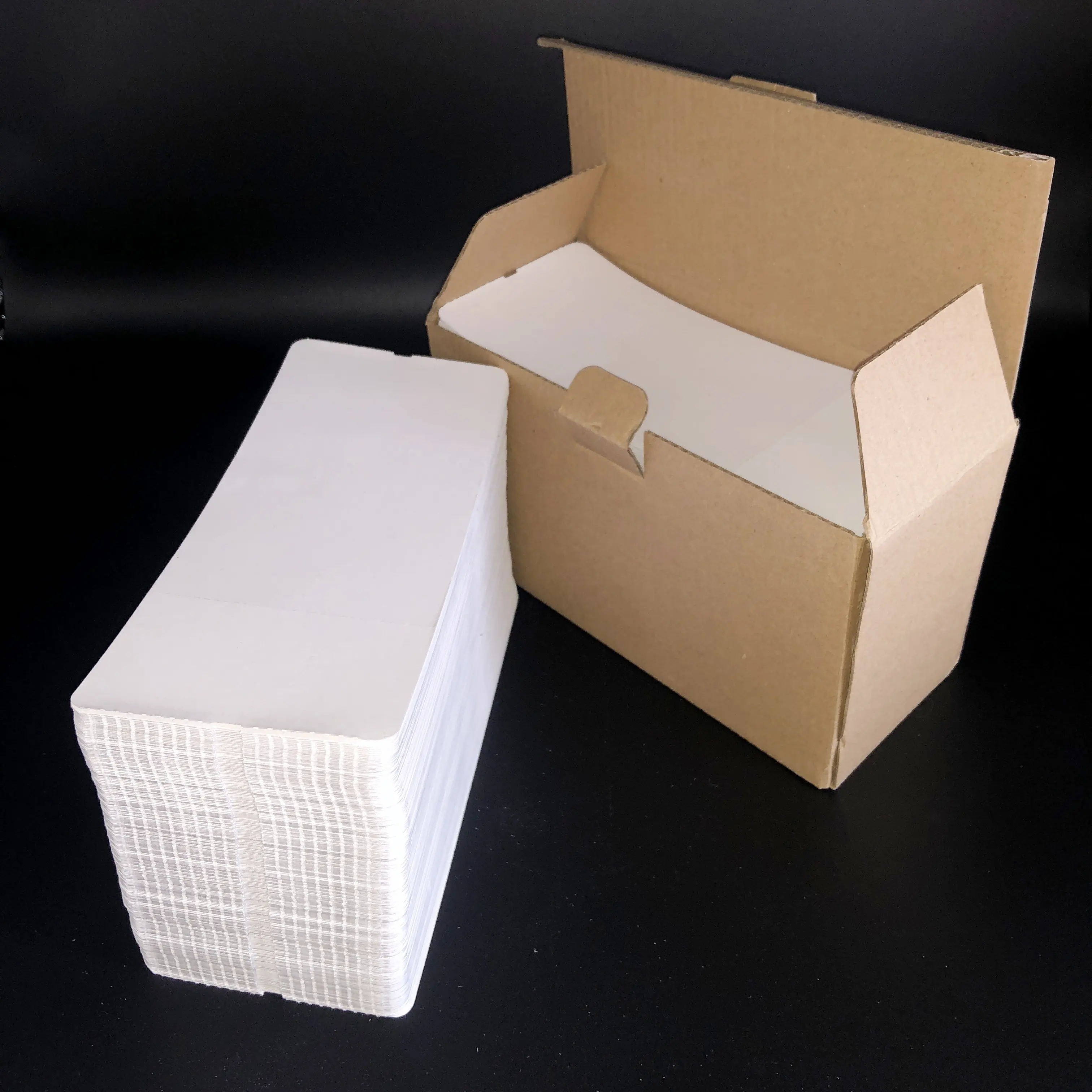 Angepasst das billigste leere Flugticket Thermal Blank Flugticket Papier Hersteller hat Lager