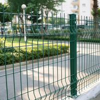 Panneau de clôture 3D en treillis soudé, clôture de sécurité incurvée galvanisée pour autoroute et jardin