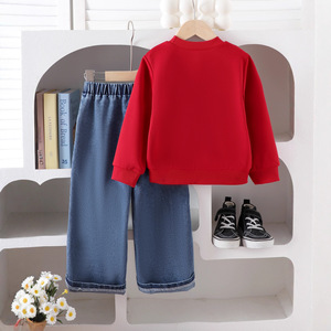 Set Autunnale per Ragazze in Stile Europeo e Americano: Felpa a Maniche Lunghe Rosso Vino con Jeans - Product Image 2