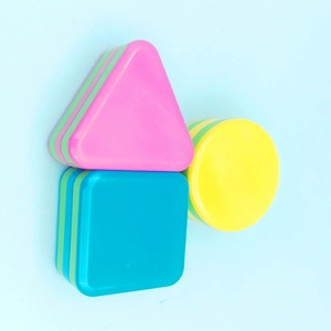 Lot de 3 instruments de percussion Orff en plastique pour enfants : triangle, cercle, carré – Jouet de reconnaissance des couleurs et des formes - Product Image 2