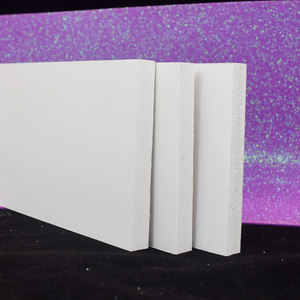 Tablero de Encofrado de Plástico Moderno de 4x8 pies y 18 mm (3/4 pulg.) para Construcción a Baja Temperatura, para Losas de Hormigón - Product Image 1