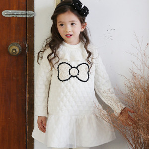 Vestidos de Moda para Niñas, Hechos en China, de Poliéster/Algodón, Hasta la Rodilla, con Diseño Floral, para Invierno - Product Image 1