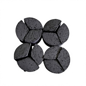 Charbon de coco Tri Cut en briquettes à cendres blanches pour les distributeurs de chicha - Product Image 1