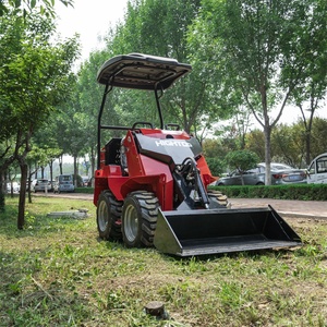 Mini-chargeuse compacte à roues légères et structure compacte pour la rénovation intérieure et les travaux agricoles - Product Image 3