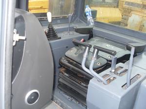 Bulldozer Usado Shantui SD16 de 160HP, Fabricado en China, con Componentes Principales: Bomba, Motor, Rodamientos, Alto Momento de Carga - Product Image 4