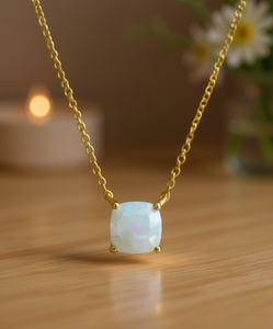 Collana con Pendente in Opale Sintetico Taglio Cuscino di Macy's, Placcata in Oro 18K, 18 Pollici, Gioiello Minimalista da Donna per Uso Quotidiano - Product Image 2