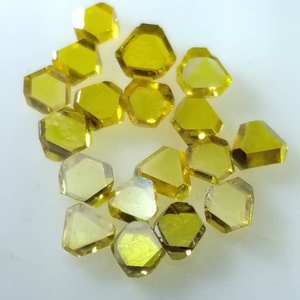 Monodie MCD111 La matrice de tréfilage vierge TROIS POINTS DIRECTION diamant mono cristallin - Product Image 4