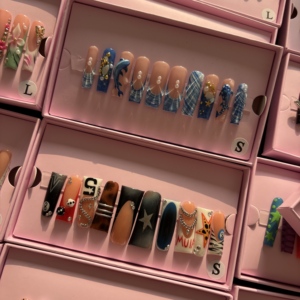 Lot de 10 faux ongles carrés classiques français de luxe faits à la main <span class=keywords><strong>en</strong></span> acrylique, avec colle et lime à ongles – Vente <span class=keywords><strong>en</strong></span> gros de haute qualité - Product Image 1