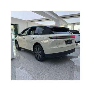 Nouvelles voitures Lixiang <span class=keywords><strong>Li</strong></span> Auto I6 SUV électrique 5 places Voiture à grande vitesse New Energy Car - Product Image 3