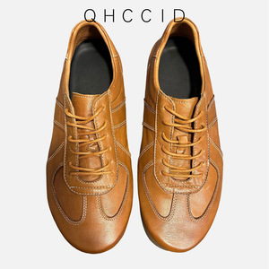 QHCCID รองเท้าลำลองหนังสไตล์เรโทรสำหรับผู้ชายแบบผูกเชือกสีน้ำตาลกาแฟสีทึบรองเท้าสไตล์เดิน - Product Image 1