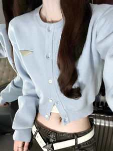 Veste mince de style décontracté haut de gamme pour femmes automne printemps polyvalent court tricoté Cardigan pull avant élégant pull Design - Product Image 2