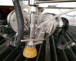 Kleine 5-assige Waterstraalsnijkop Voor <span class=keywords><strong>Waterjet</strong></span> Snijmachine - Product Image 3