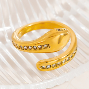 Anillo en Forma de Serpiente Chapado en Oro con Engaste Pavé, Joyería de Moda Unisex, Regalo - Product Image 3
