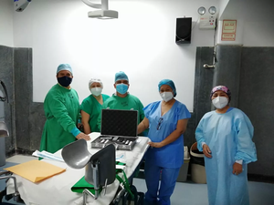 Dispositifs médicaux professionnels Laryngoscopie vidéo réutilisable BESDATA laryngoscope vidéo intubation avec caméra - Product Image 6