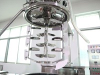 Machine d'émulsification et d'homogénéisation sous vide pour le traitement cosmétique et chimique, équipement de production multifonctionnel à moteur