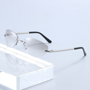 Lunettes de soleil œil-de-chat sans monture Y2K avec logo personnalisé, branches métalliques vintage 2026, protection UV400 pour hommes et femmes - Product Image 2