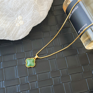 Four Leaf Clover Necklace Green Zinc Alloy Clavicle Chain Pendant Gift For Women Fashion Jewelry - Product Image 4