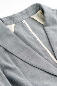 เบลเซอร์โพลีเอสเตอร์สำหรับผู้ชายและผู้หญิงขายส่งตามสั่งผลิตในเวียดนาม - Product Image 3