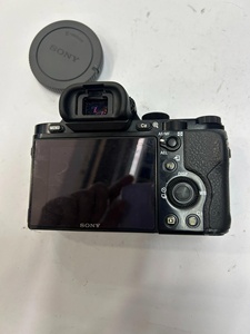 Buen Precio, Cámara Sony Alpha 7R (ILCE-7R) <span class=keywords><strong>de</strong></span> Fotograma Completo y 36MP, Solo Cuerpo, Nivel Básico, con <span class=keywords><strong>Tarjeta</strong></span> SD - Product Image 6