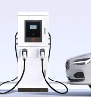 Nouveau chargeur DC pour véhicules électriques 120-240KW avec deux pistolets de charge 80KW CCS et 60KW Chademo Combo OCPP1.6j pour usage commercial