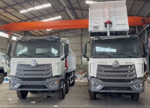 Nouveau moteur HOWO NX camion à benne basculante 8X4 12 pneus CNHTC camion à benne basculante Euro 3 <span class=keywords><strong>Heavy</strong></span> <span class=keywords><strong>Duty</strong></span> NX HOWO camion à benne basculante <span class=keywords><strong>Service</strong></span> à vie - Product Image 6