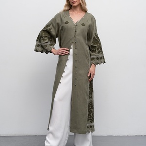 Vestido Largo Abierto con Bordado Floral, Vestido de Alta Calidad para Mujer, Diseño Único - Product Image 2