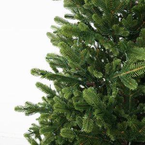 Árbol de Navidad Artificial de Alta Calidad Longstar, Preiluminado, Completamente de PE, de 6-10 pies, Perfecto para Decoración Navideña, Agrega Ambiente Navideño - Product Image 3