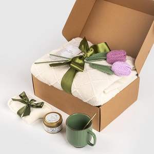 عناية ذاتية فريدة من نوعها بشعار مخصص للنساء من أجل الترويج شموع زهور الورد للأم مج بطانية يوم الأم - Product Image 4