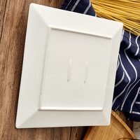 Assiette carrée de luxe en porcelaine blanche, motif uni, technique sur-glaçurée, durable, design moderne et minimaliste, compatible micro-ondes