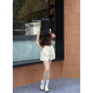 Pantalon court pour femme en coton 100% respirant, taille haute, coupe droite, grande taille, prix avantageux, qualité supérieure, fabrication vietnamienne OEM ODM - Product Image 3