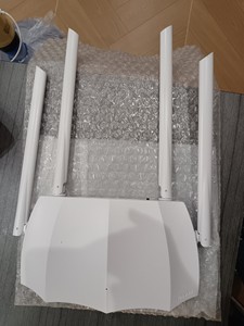 เราเตอร์ <span class=keywords><strong>Tenda</strong></span> AC5S กำลังส่งสูง AC1200 แบบดูอัลแบนด์ 2.4G 5G ไร้สาย พร้อมพอร์ต RJ45 ติดผนัง 4 เสาอากาศ สำหรับบ้าน ระบบสมาร์ท รับประกัน 12 เดือน - Product Image 5