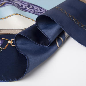 Sciarpa di <span class=keywords><strong>Seta</strong></span> di modo per Le Donne <span class=keywords><strong>Rosso</strong></span> Stampato Floreale Dello Scialle <span class=keywords><strong>Foulard</strong></span> di Lusso di Marca 90*90cm Avvolge Testa Quadrata Hijab sciarpe in raso di <span class=keywords><strong>seta</strong></span> - Product Image 4