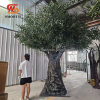Arbre d'olivier artificiel grand et volumineux en fibre de verre et plastique, décoration d'intérieur personnalisée pour restaurant, vente chaude